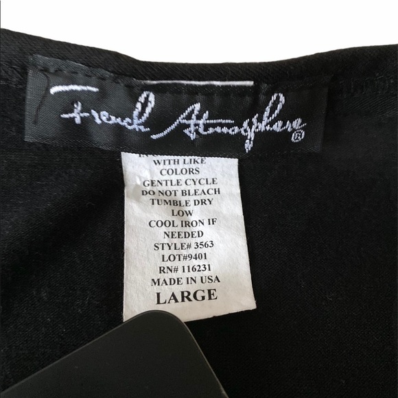 French Atmosphere studded v-neck T-shirt - Picture 5 of 5